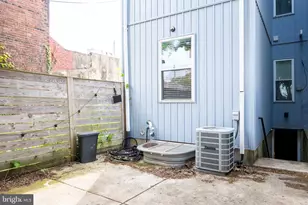 1239 N 19th St, Philadelphia, PA 19121 - Photo 33