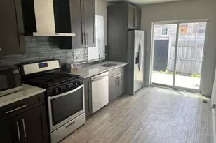 2028 E Firth St, Philadelphia, PA 19125 - Photo 3