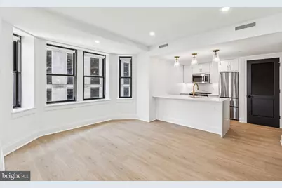 135 S 19th Street #309, Philadelphia, PA 19103 - Photo 1