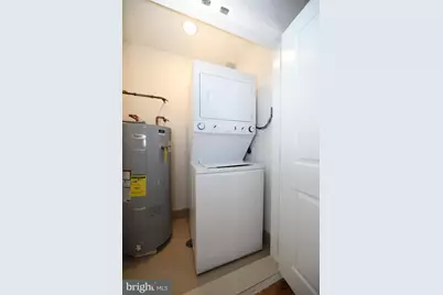 1822 E Glenwood Street #205, Philadelphia, PA 19134 - Photo 17
