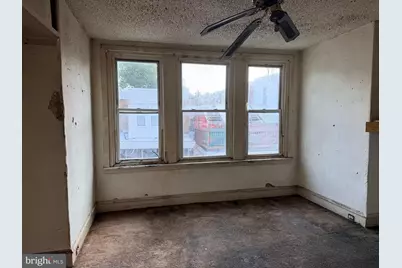 2511 S Millick Street, Philadelphia, PA 19142 - Photo 9