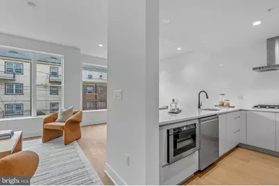 637 N 7th Street #C4B, Philadelphia, PA 19123 - Photo 9