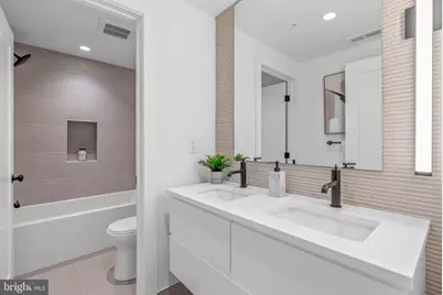637 N 7th Street #C4B, Philadelphia, PA 19123 - Photo 17