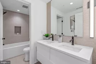 637 N 7th St, Philadelphia, PA 19123 - Photo 17