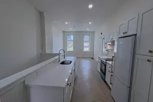 2005 Green St, Philadelphia, PA 19130 - Photo 9