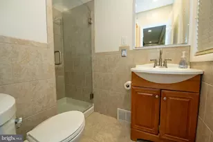8734 Frontenac St, Philadelphia, PA 19152 - Photo 11