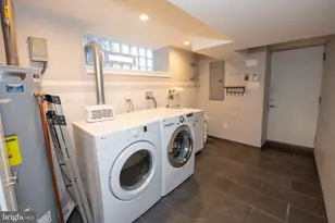 8734 Frontenac St, Philadelphia, PA 19152 - Photo 23