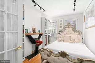 320 S Juniper St, Philadelphia, PA 19107 - Photo 3