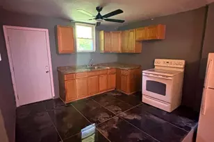 1406 W Pacific St, Philadelphia, PA 19140 - Photo 7
