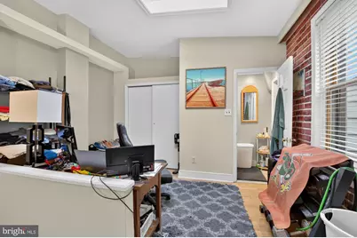 2528 Waverly Street, Philadelphia, PA 19146 - Photo 11