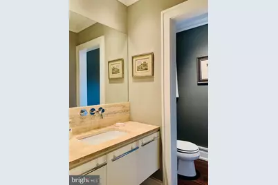 323 Pine Street #1F, Philadelphia, PA 19106 - Photo 5