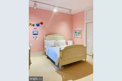 323 Pine Street #1F, Philadelphia, PA 19106 - Photo 17