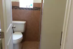 211 S 45th St, Philadelphia, PA 19104 - Photo 5