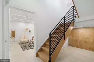 1104 Cypress St, Philadelphia, PA 19107 - Photo 49