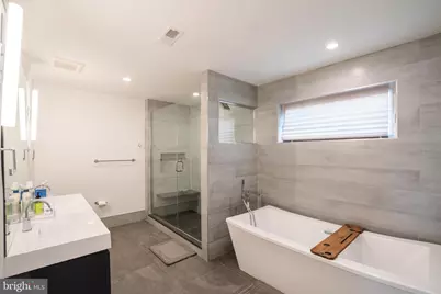 1343 S Garnet Street, Philadelphia, PA 19146 - Photo 27