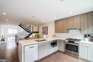 1343 S Garnet St, Philadelphia, PA 19146 - Photo 13
