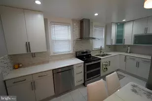1121 Brighton St, Philadelphia, PA 19111 - Photo 11