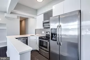 17 S 44th St, Philadelphia, PA 19104 - Photo 3