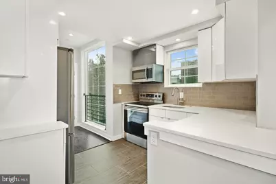 17 S 44th Street #UNIT 6, Philadelphia, PA 19104 - Photo 3