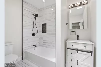 861 N 7th Street, Philadelphia, PA 19123 - Photo 25
