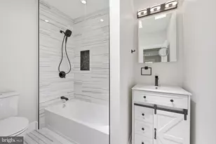 861 N 7th St, Philadelphia, PA 19123 - Photo 25