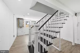 861 N 7th St, Philadelphia, PA 19123 - Photo 29