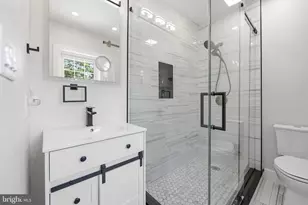 861 N 7th St, Philadelphia, PA 19123 - Photo 15