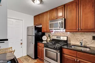 406 Pierce St, Philadelphia, PA 19148 - Photo 7
