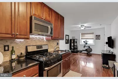 406 Pierce Street #1, Philadelphia, PA 19148 - Photo 5