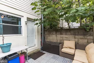 406 Pierce St, Philadelphia, PA 19148 - Photo 15