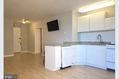 2601 Pennsylvania Avenue #827, Philadelphia, PA 19130 - Photo 5