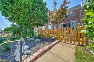 7818 Fayette St, Philadelphia, PA 19150 - Photo 37