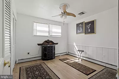 896 Pine Hill Rd, Philadelphia, PA 19115 - Photo 15