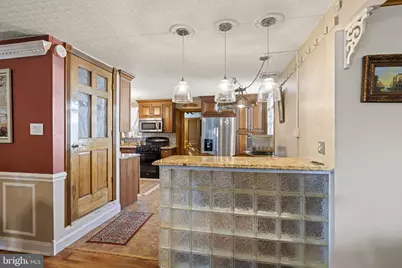 896 Pine Hill Rd, Philadelphia, PA 19115 - Photo 3