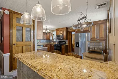 896 Pine Hill Rd, Philadelphia, PA 19115 - Photo 7