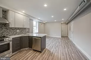 1070 N Front St, Philadelphia, PA 19123 - Photo 3