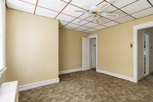 3825 Elsinore St, Philadelphia, PA 19124 - Photo 9