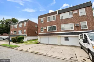 263 Ridgeway Terrace, Philadelphia, PA 19116 - Photo 3