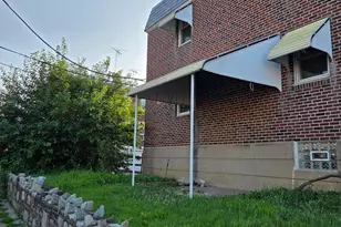4544 Robbins St, Philadelphia, PA 19135 - Photo 3