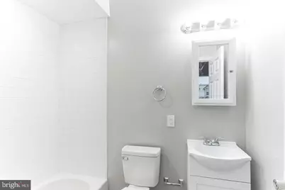 667 N 39th Street #1, Philadelphia, PA 19104 - Photo 17