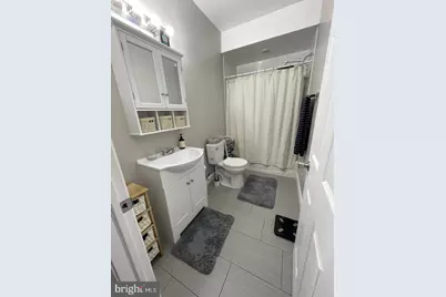 667 N 39th Street #1, Philadelphia, PA 19104 - Photo 7