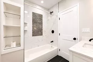 2251 S Hicks St, Philadelphia, PA 19145 - Photo 15