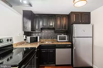 2001 Hamilton Street #922, Philadelphia, PA 19130 - Photo 5