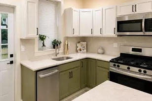2534 Bonaffon St, Philadelphia, PA 19142 - Photo 9