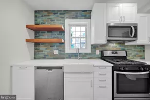 1748 Tulip St, Philadelphia, PA 19125 - Photo 17