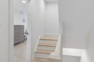 2045 St Albans St, Philadelphia, PA 19146 - Photo 17