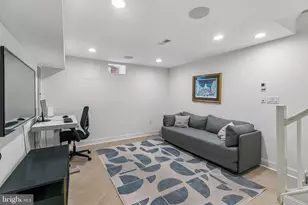 2045 St Albans St, Philadelphia, PA 19146 - Photo 27