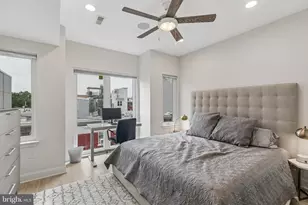 2045 St Albans St, Philadelphia, PA 19146 - Photo 11