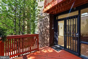 341 S 5th St, Philadelphia, PA 19106 - Photo 7