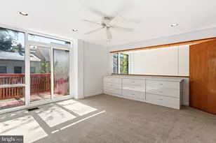 341 S 5th St, Philadelphia, PA 19106 - Photo 17